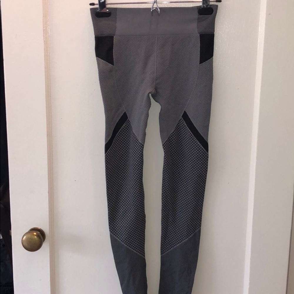 Abercrombie and Fitch leggings